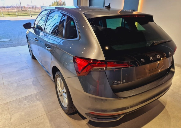 Skoda Scala cena 104900 przebieg: 1, rok produkcji 2024 z Wąchock małe 137